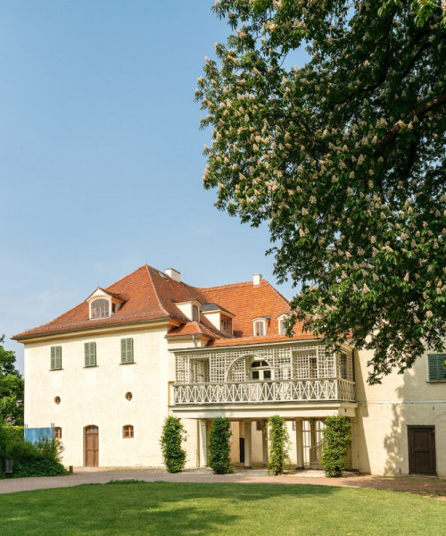 Schloss und Park Tiefurt in Weimar