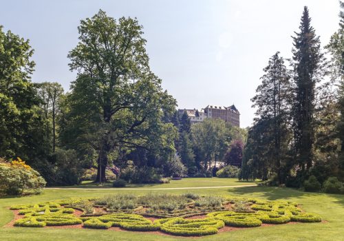 Fürstlich Greizer Park, Blick auf das Obere Schloss